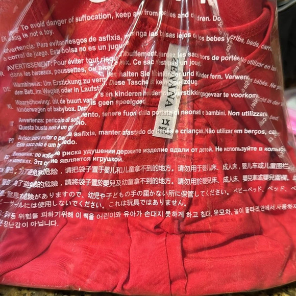 ZENANA OUTFITTERS REVERSIBLE FRONT TOP RUFFLE STYLE Sale 🎉🎉🎉 - Picture 2 of 5